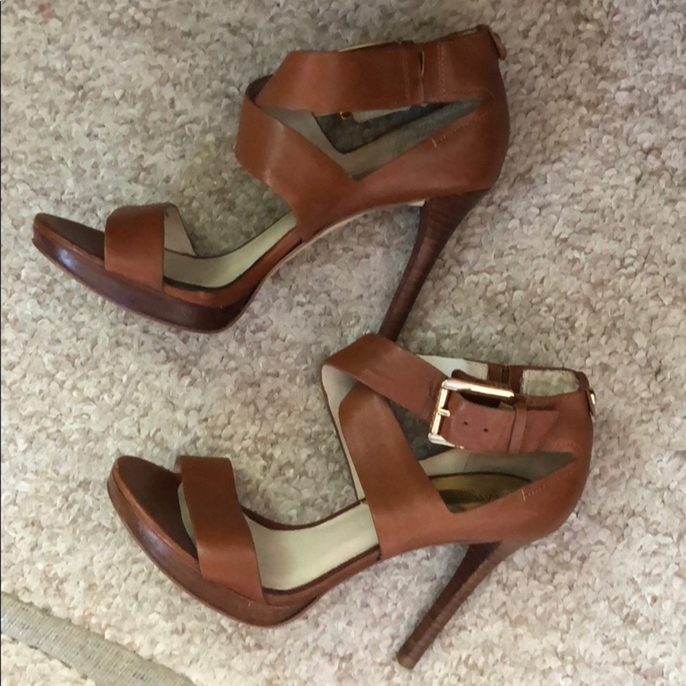 size 6.5 michael kors heels